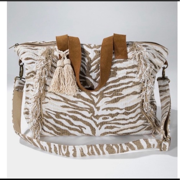 New! Ruggine Handmade Tiger Motif Bag - Picture 7 of 12